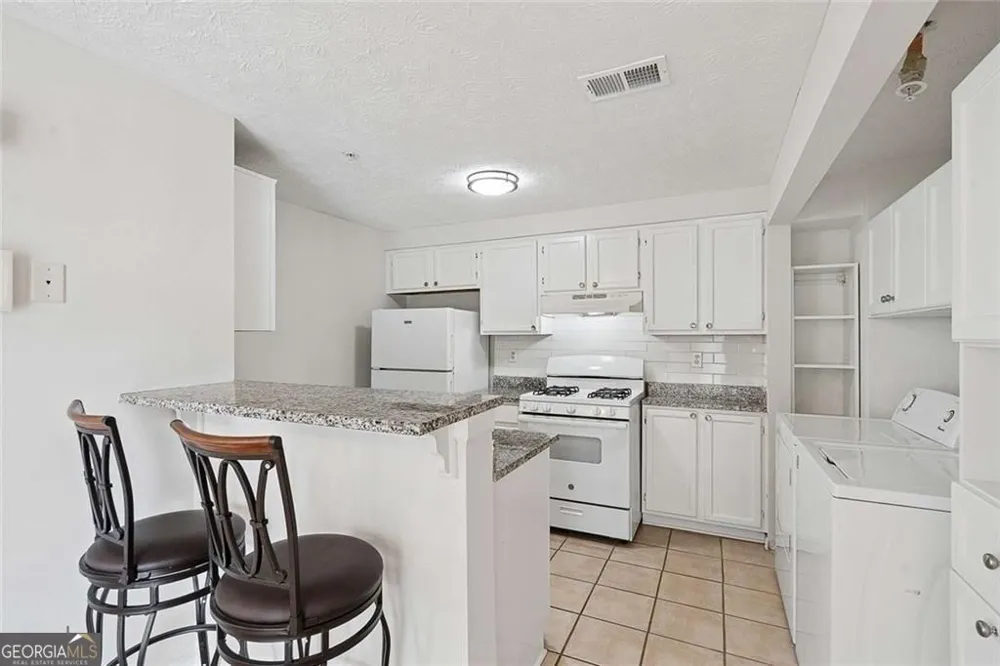 1465 Keys Crossing DR NE Brookhaven, GA 30319