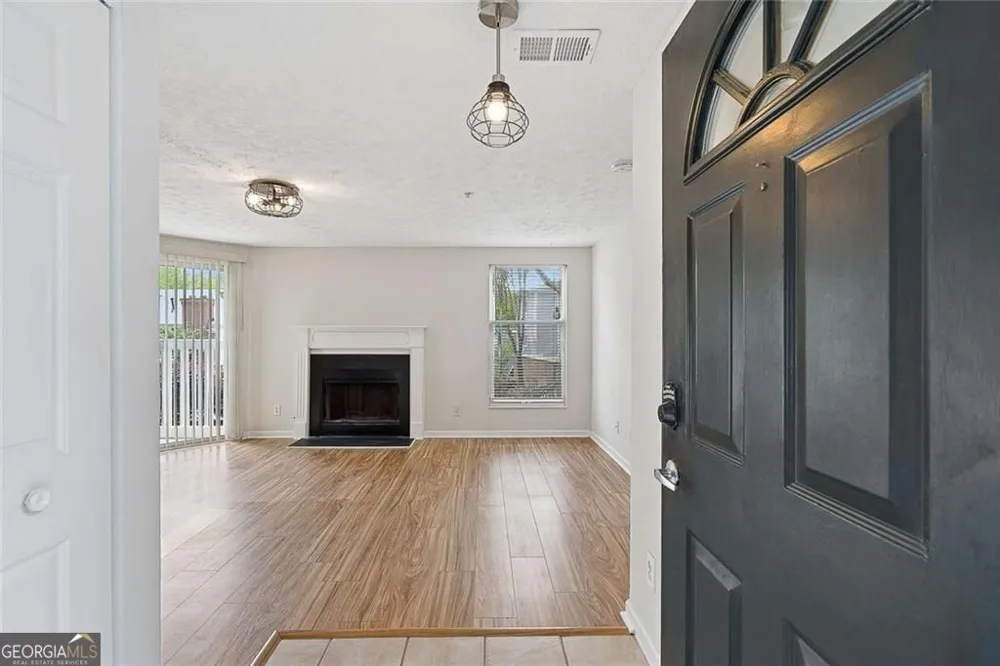 1465 Keys Crossing DR NE Brookhaven, GA 30319