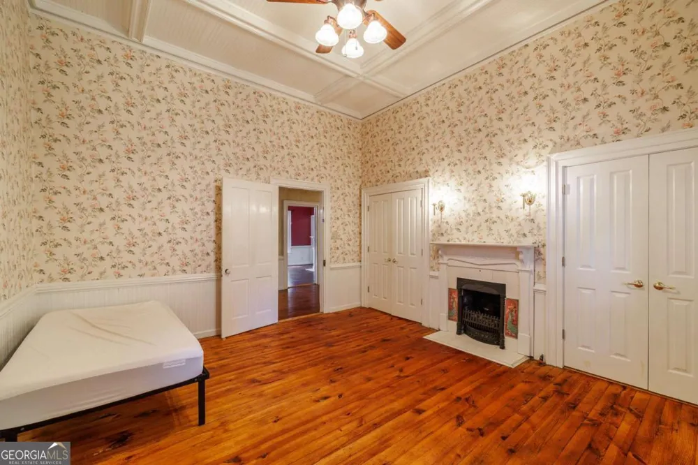 48 Georgia AVE Comer, GA 30629