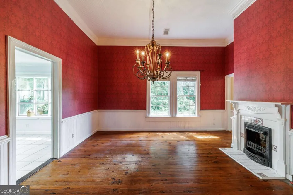 48 Georgia AVE Comer, GA 30629
