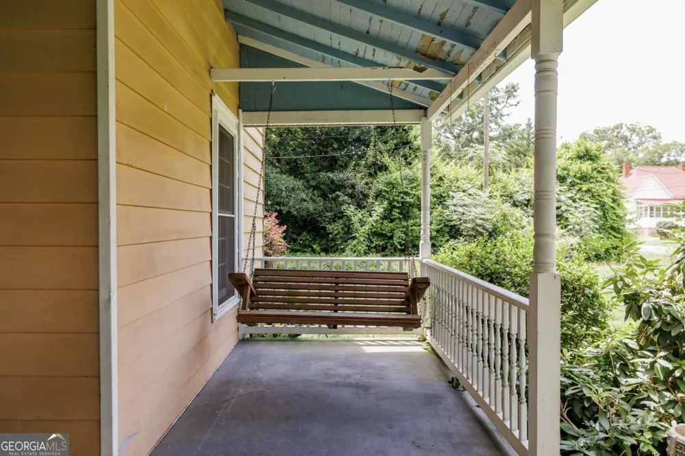 48 Georgia AVE Comer, GA 30629