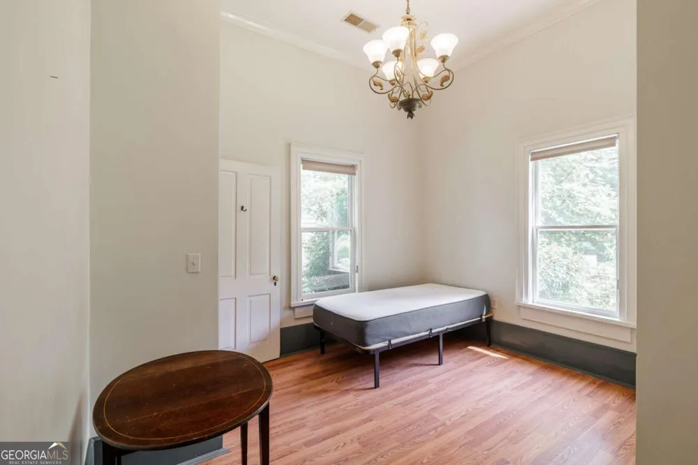 48 Georgia AVE Comer, GA 30629