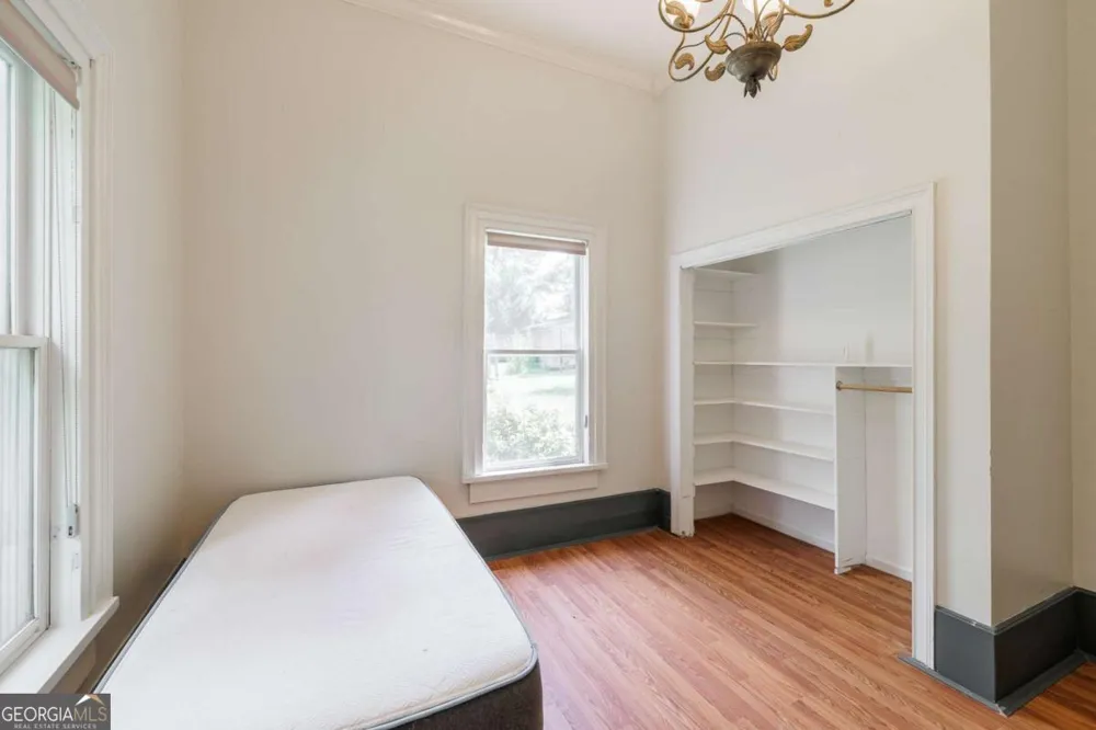 48 Georgia AVE Comer, GA 30629