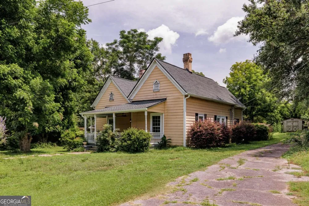 48 Georgia AVE Comer, GA 30629
