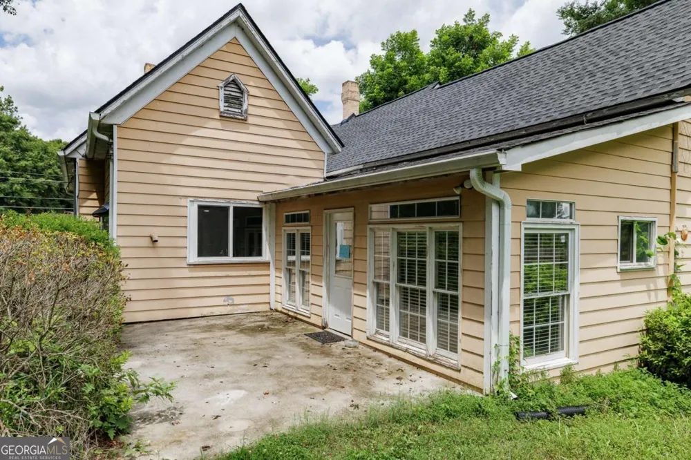 48 Georgia AVE Comer, GA 30629