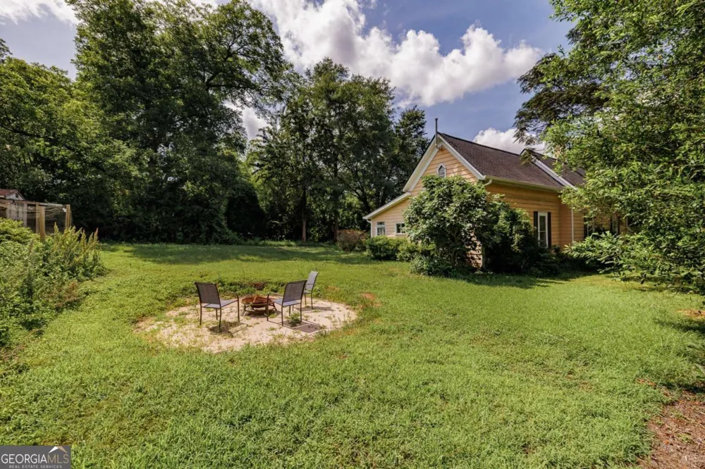 48 Georgia AVE Comer, GA 30629