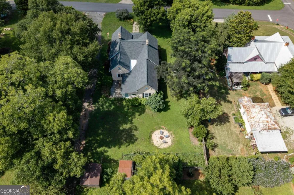 48 Georgia AVE Comer, GA 30629