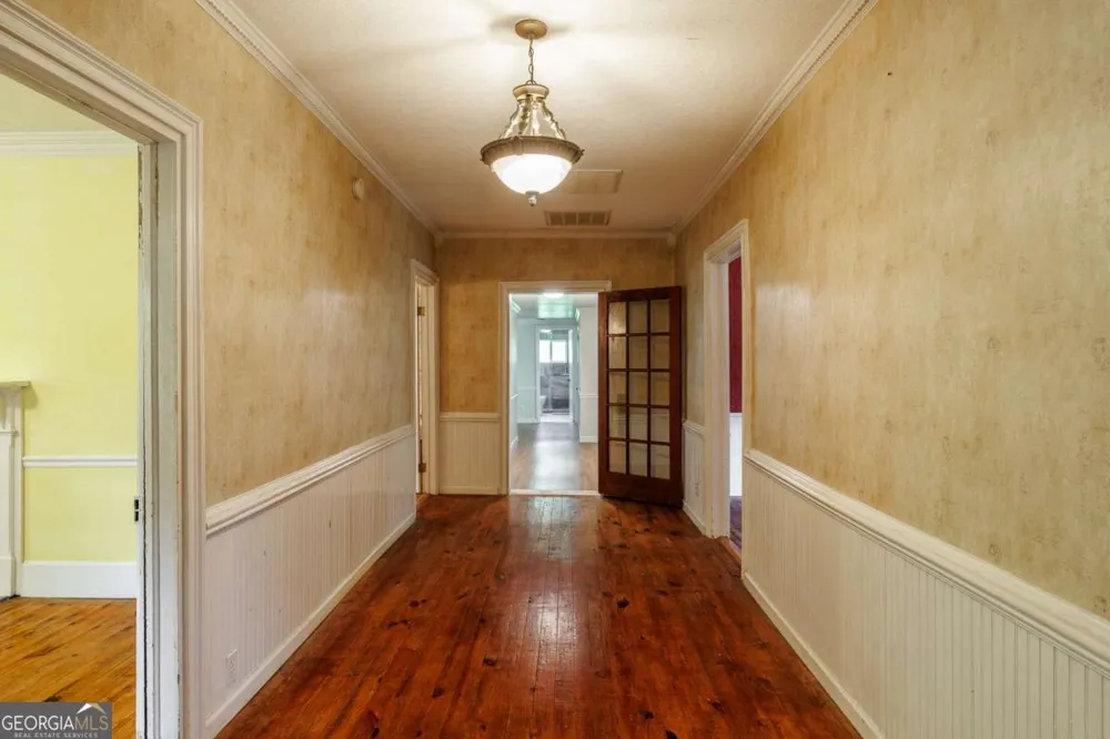 48 Georgia AVE Comer, GA 30629