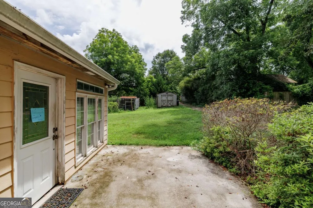 48 Georgia AVE Comer, GA 30629