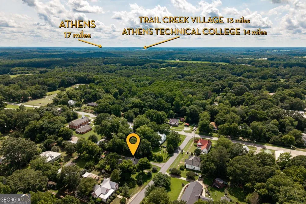 48 Georgia AVE Comer, GA 30629