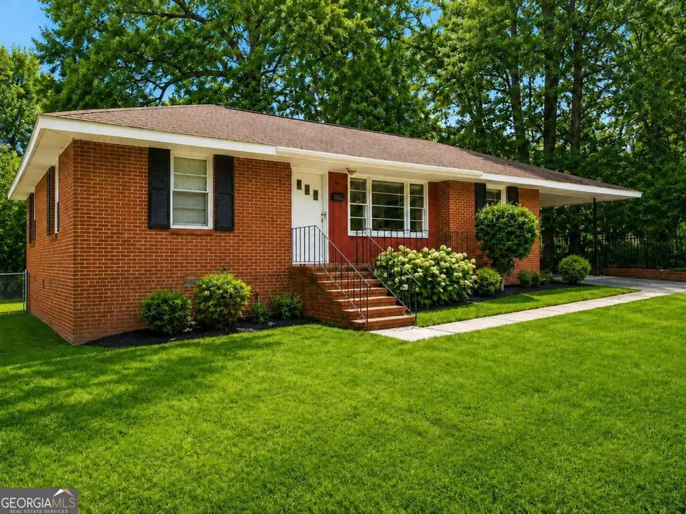 29 Artillery DR Columbus, GA 31903