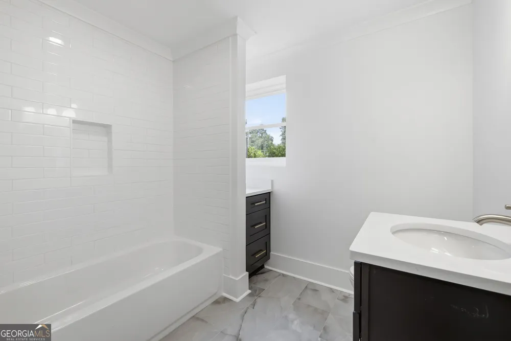 1090 Kenway DR Watkinsville, GA 30677