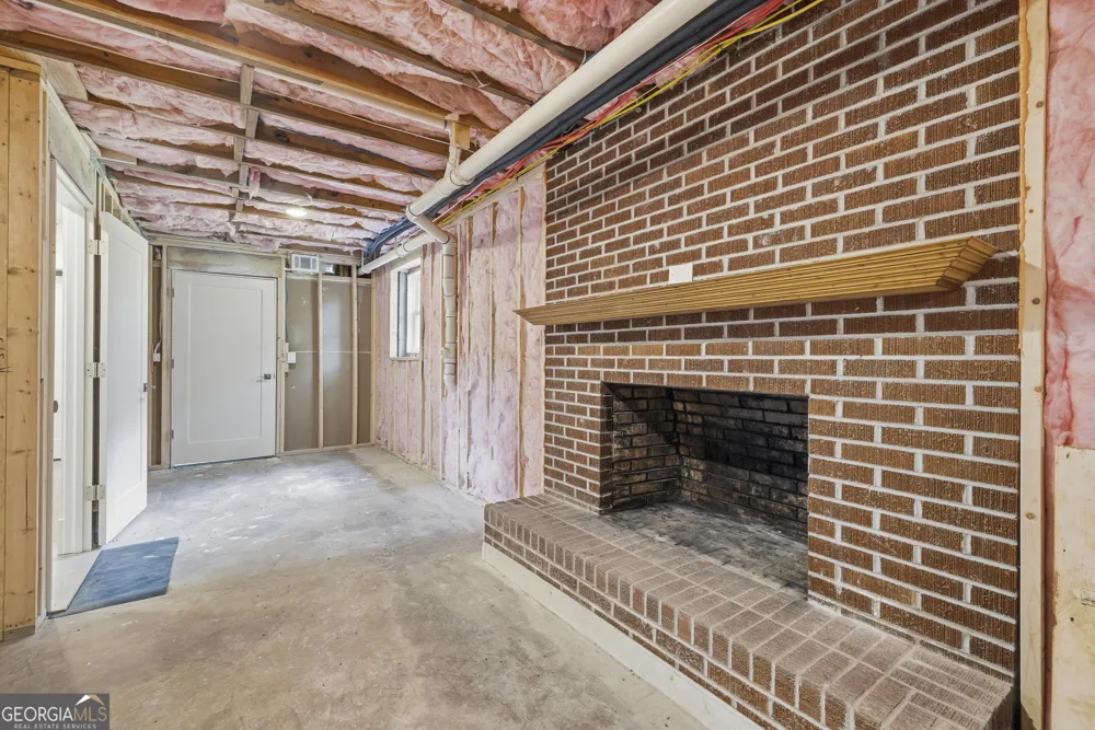 1090 Kenway DR Watkinsville, GA 30677