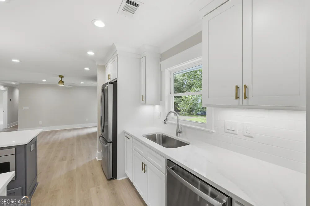 1090 Kenway DR Watkinsville, GA 30677