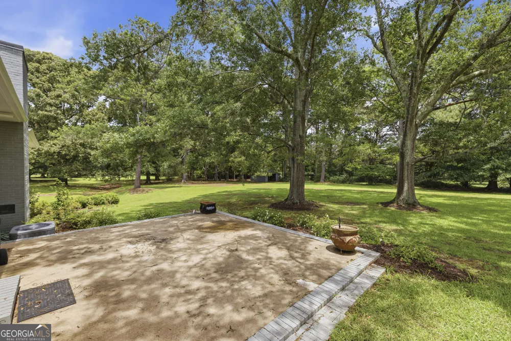 1090 Kenway DR Watkinsville, GA 30677