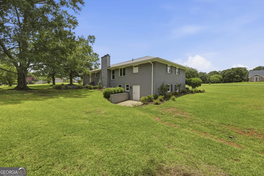 1090 Kenway DR Watkinsville, GA 30677