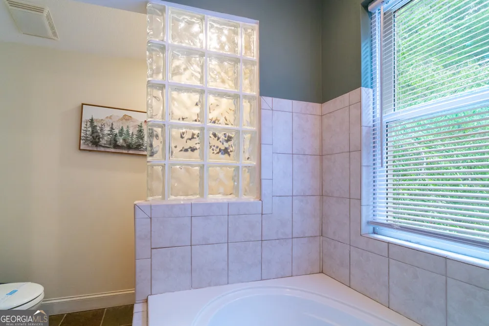 81 Dach Bruecke Gasse Helen, GA 30545
