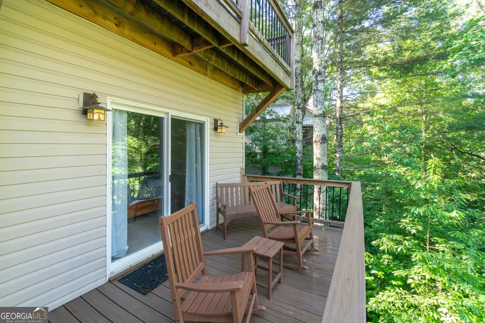 81 Dach Bruecke Gasse Helen, GA 30545