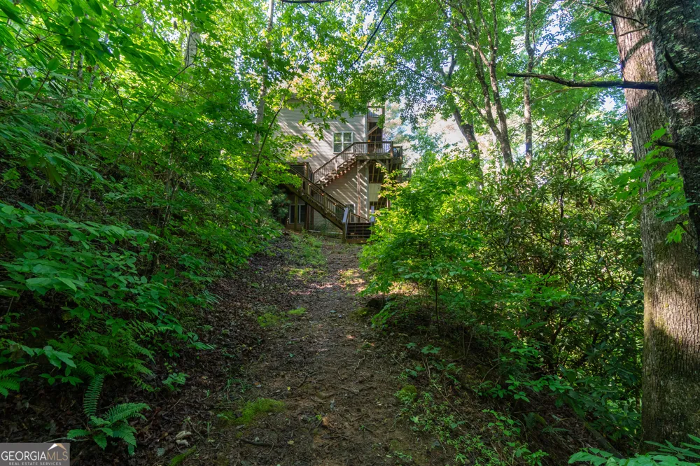 81 Dach Bruecke Gasse Helen, GA 30545