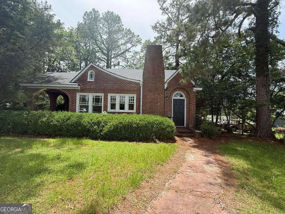 328 S Main ST S Ashburn, GA 31714