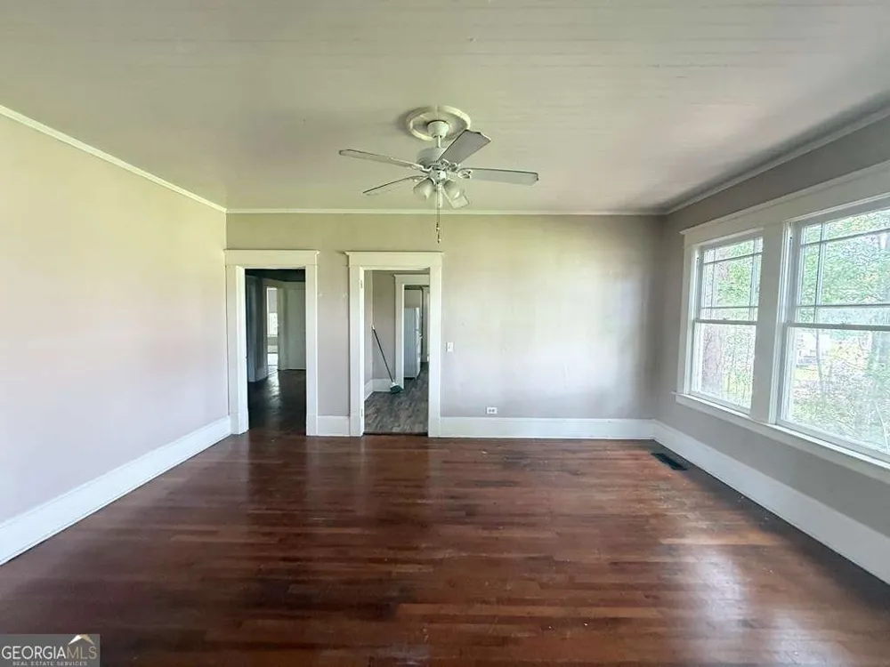328 S Main ST S Ashburn, GA 31714