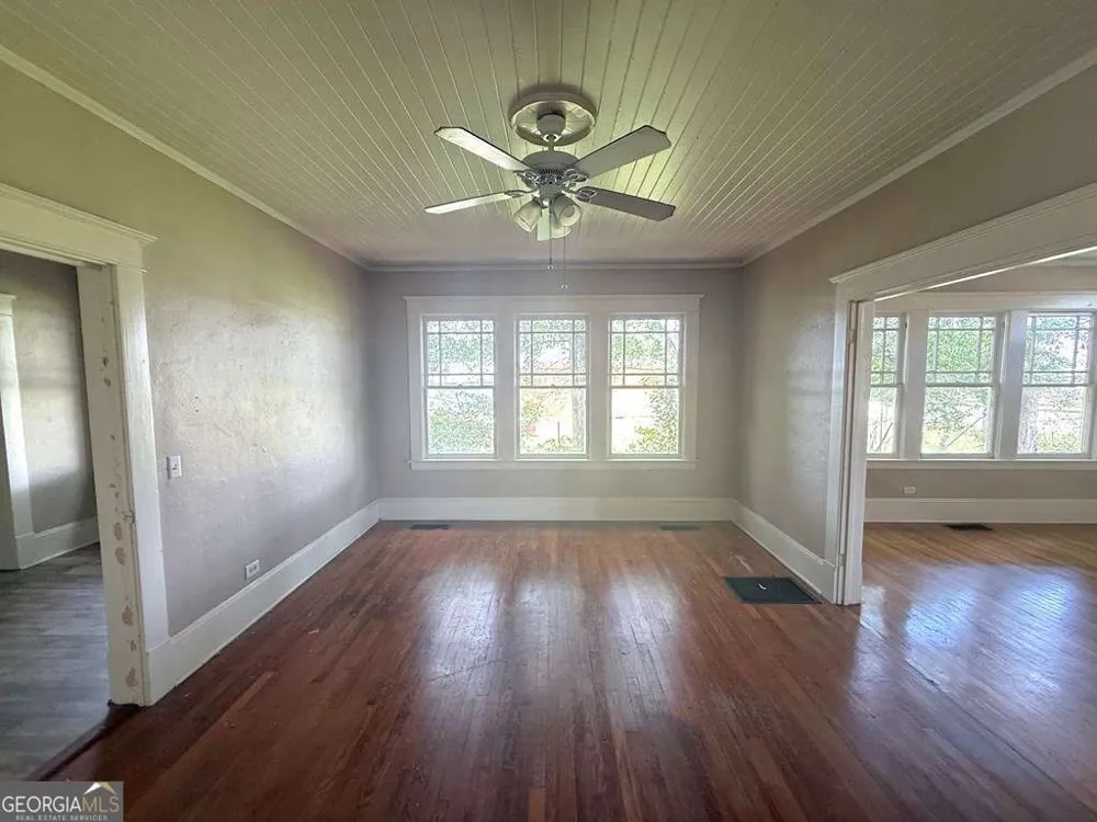328 S Main ST S Ashburn, GA 31714
