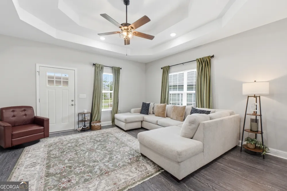 405 Coahulla Creek DR Dalton, GA 30721