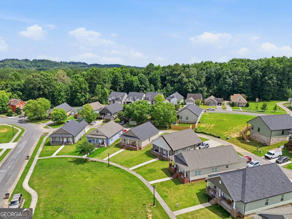 405 Coahulla Creek DR Dalton, GA 30721