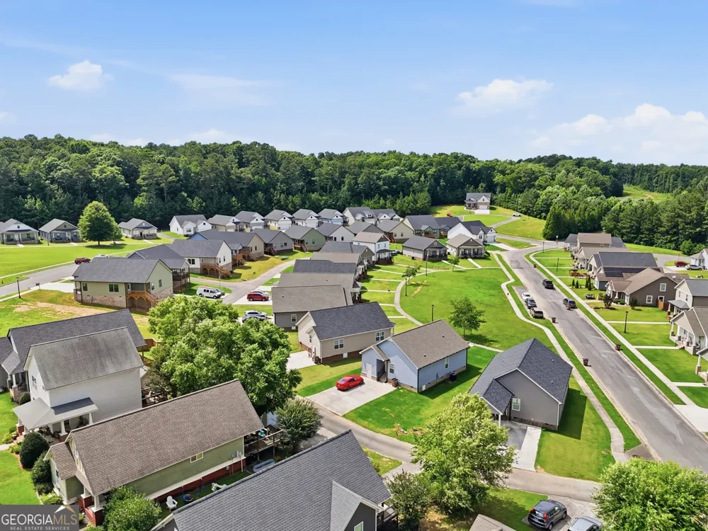 405 Coahulla Creek DR Dalton, GA 30721