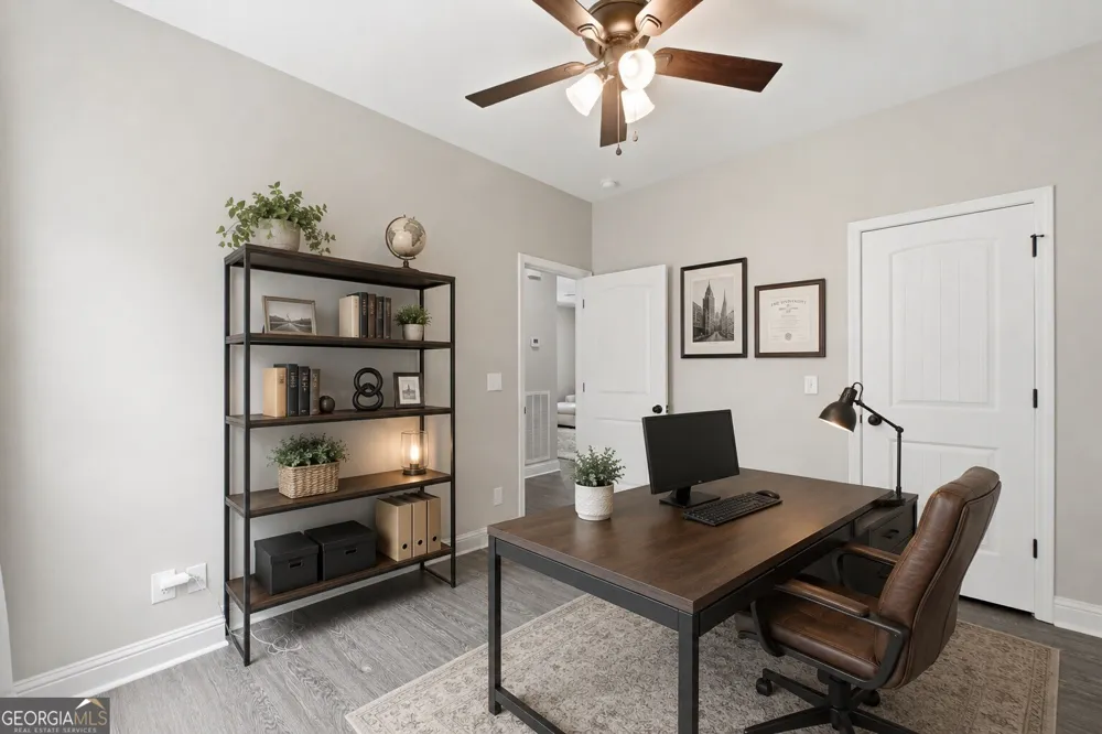 405 Coahulla Creek DR Dalton, GA 30721