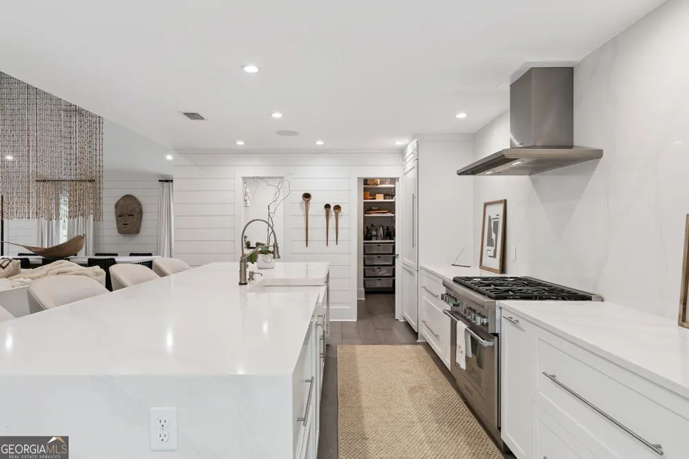 4909 Frederica RD St. Simons, GA 31522