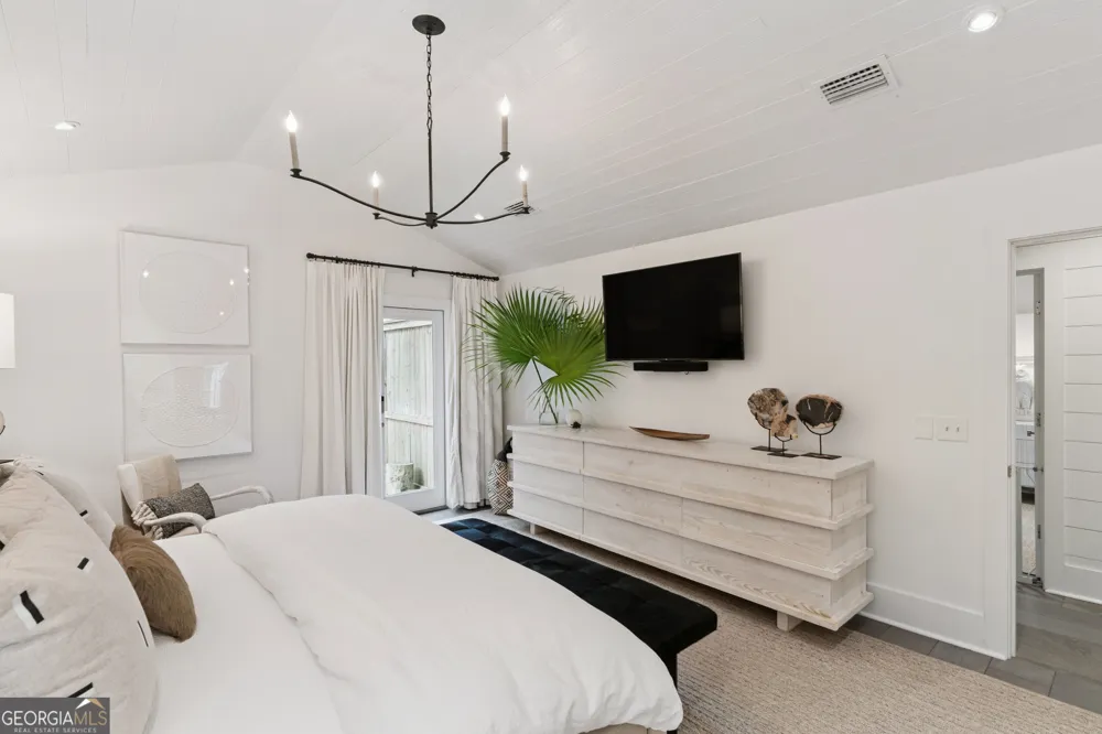 4909 Frederica RD St. Simons, GA 31522