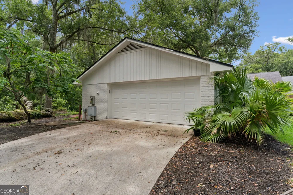 4909 Frederica RD St. Simons, GA 31522