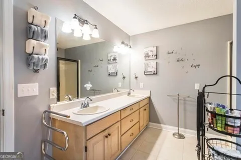 191 Henry DR Gray, GA 31032