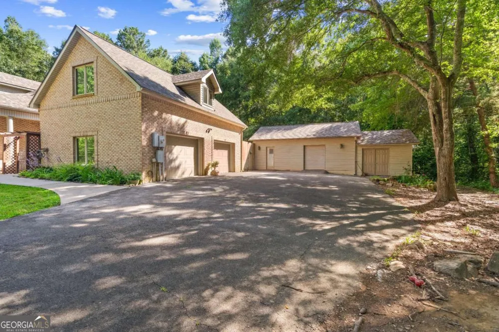 119 Knight Bottom RD SE Fairmount, GA 30139