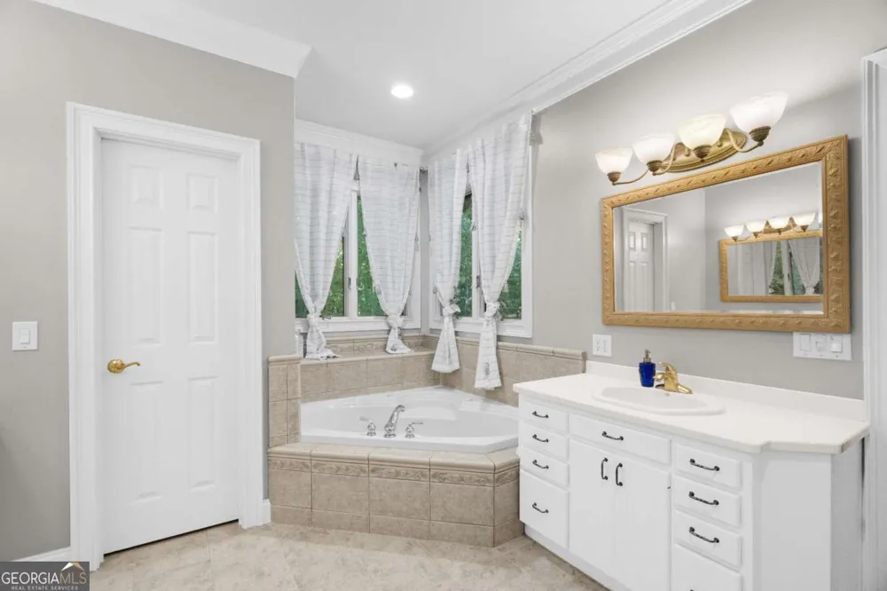 119 Knight Bottom RD SE Fairmount, GA 30139