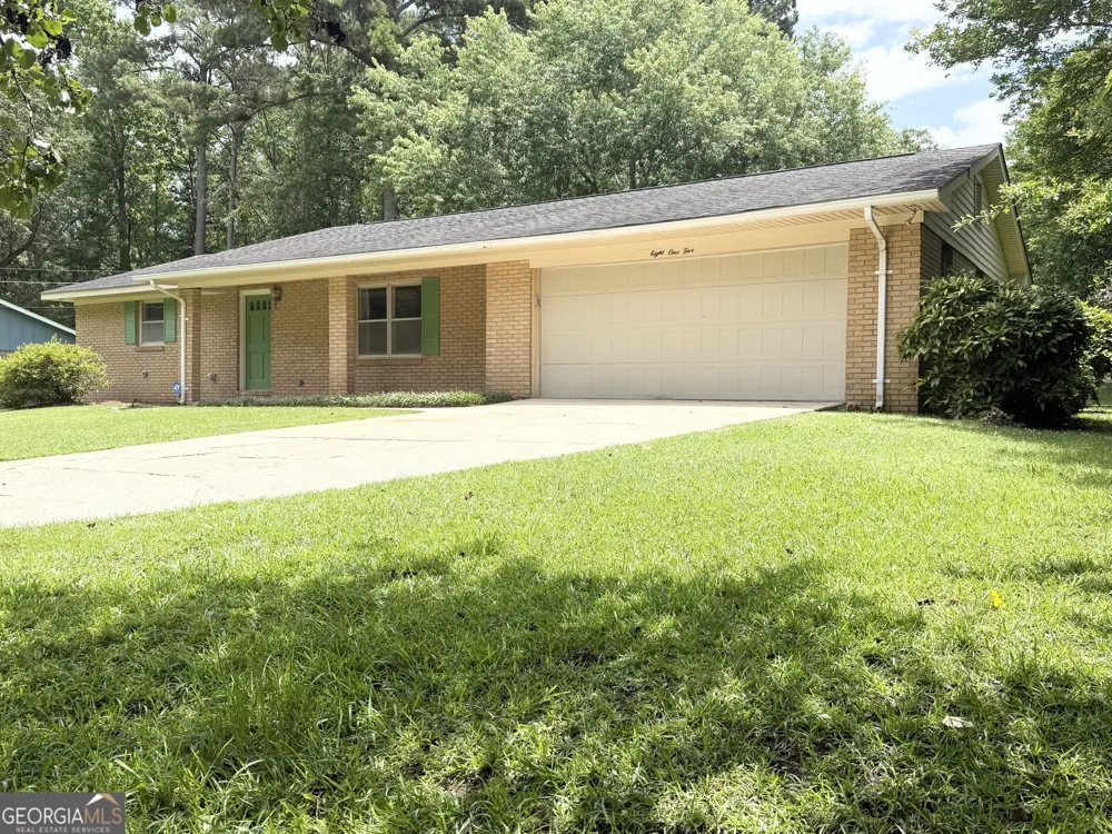 815 McCurdy Blvd Manchester, GA 31816
