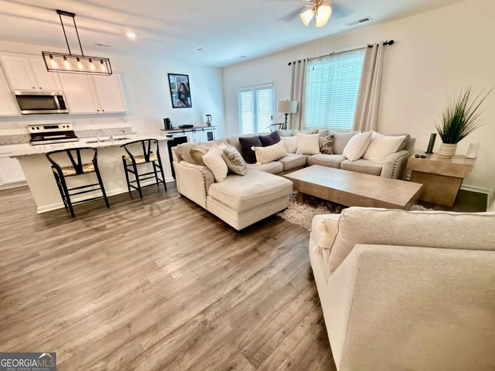 111 Hampton CIR McDonough, GA 30253