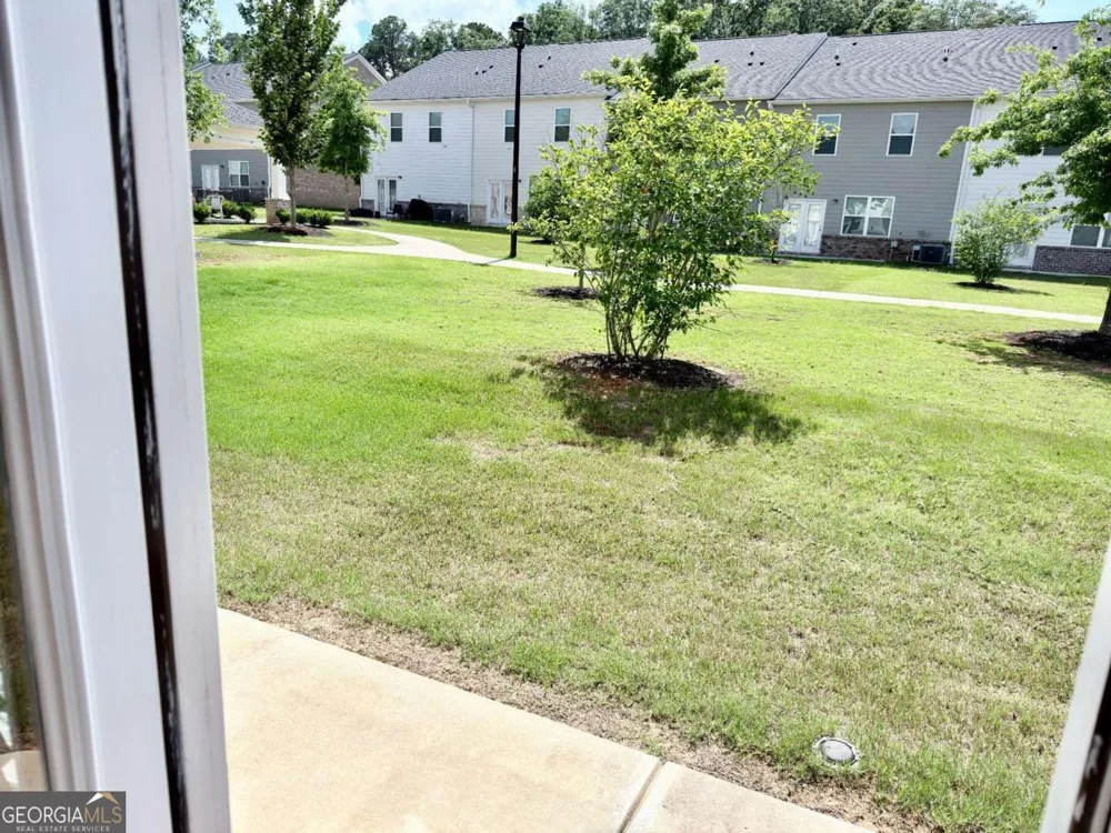 111 Hampton CIR McDonough, GA 30253