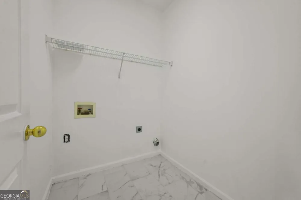 5090 LEESHIRE Leeshire Trce Tucker, GA 30084