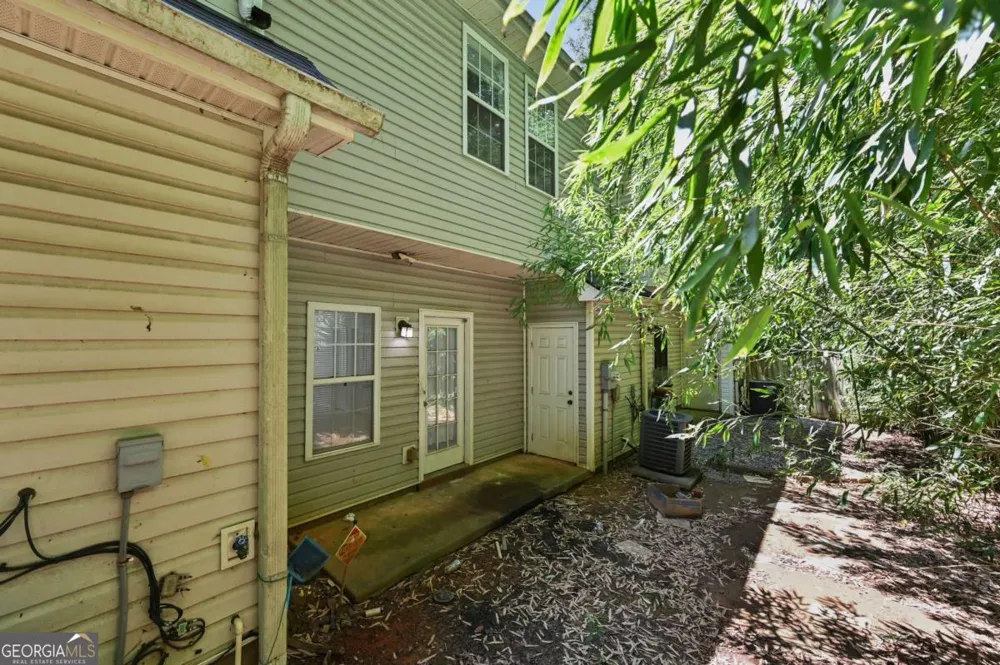 5090 LEESHIRE Leeshire Trce Tucker, GA 30084