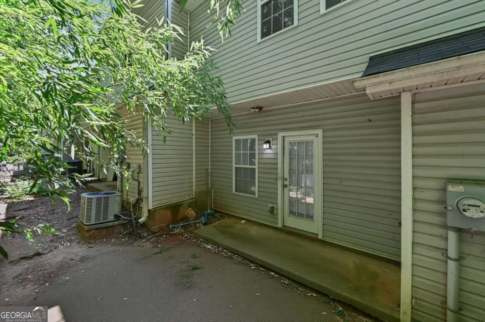 5090 LEESHIRE Leeshire Trce Tucker, GA 30084