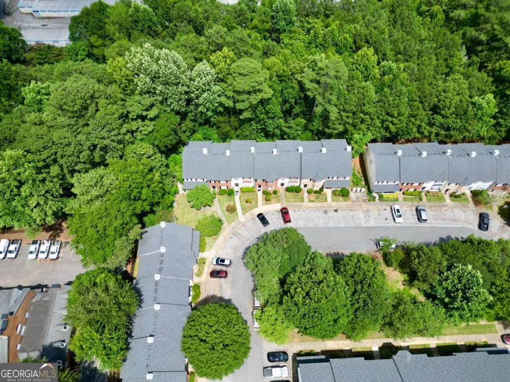 5090 LEESHIRE Leeshire Trce Tucker, GA 30084