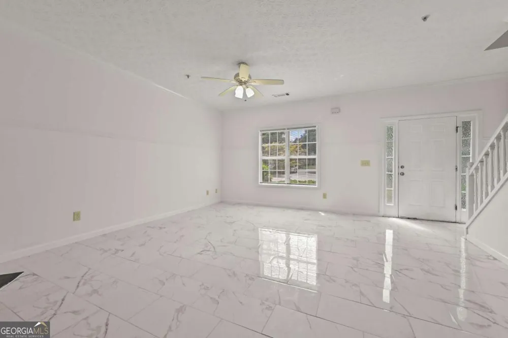 5090 LEESHIRE Leeshire Trce Tucker, GA 30084