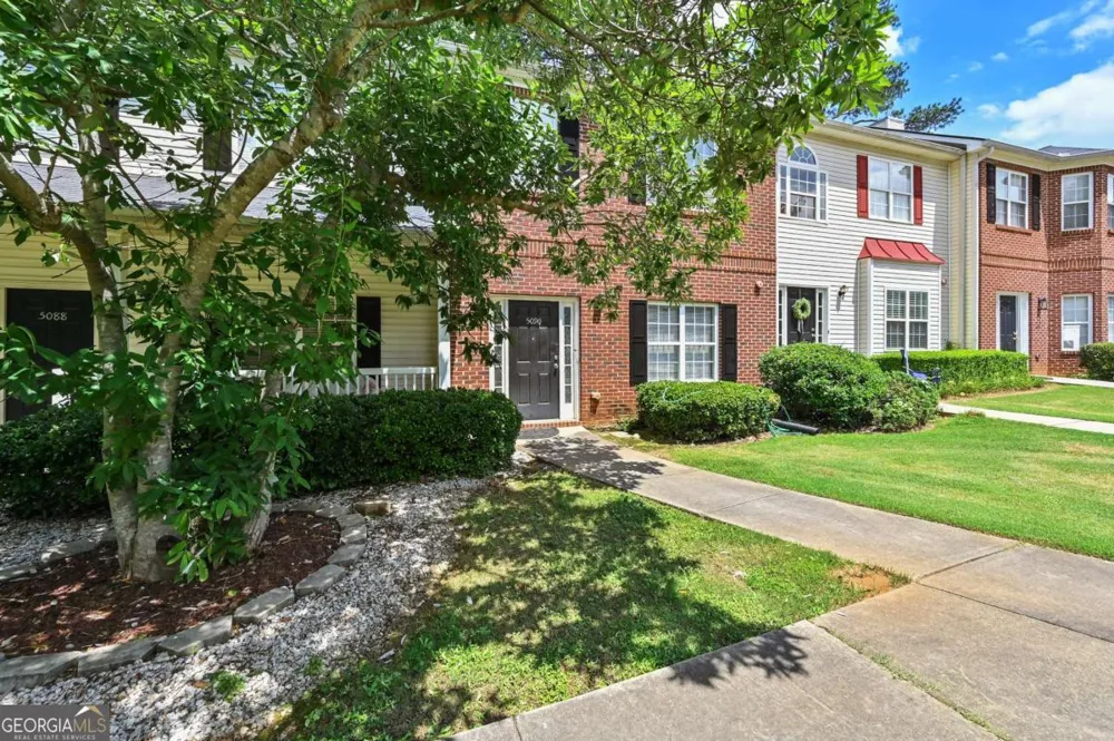 5090 LEESHIRE Leeshire Trce Tucker, GA 30084