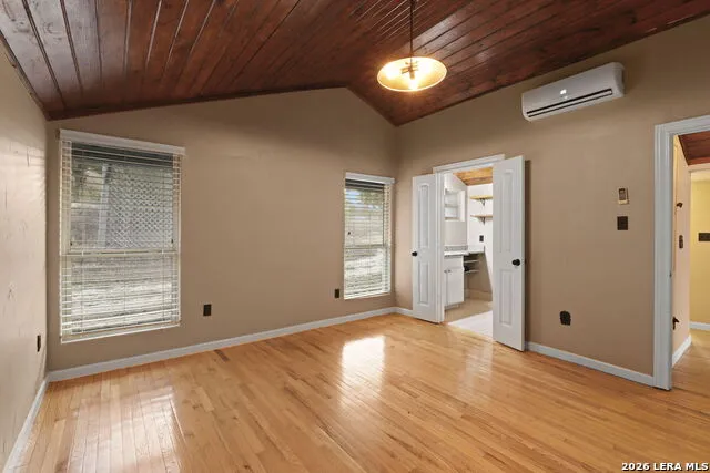 217 Saddle Wood Comfort, TX 78013