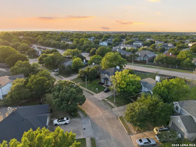 6706 CARISBROOKE LN Austin, TX 78754