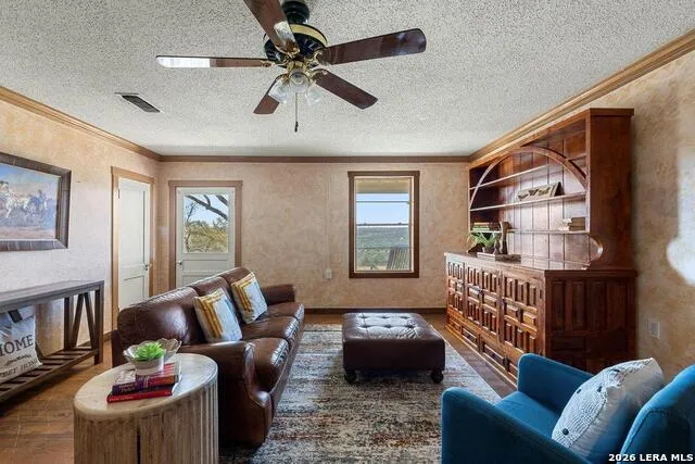 158 Watch Hill Stonewall, TX 78671