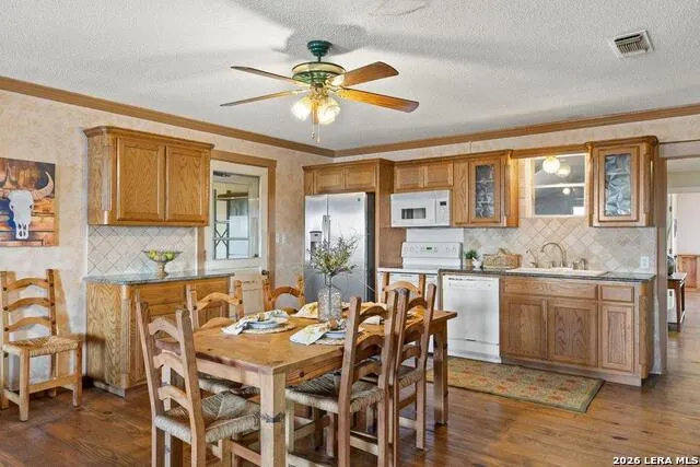 158 Watch Hill Stonewall, TX 78671