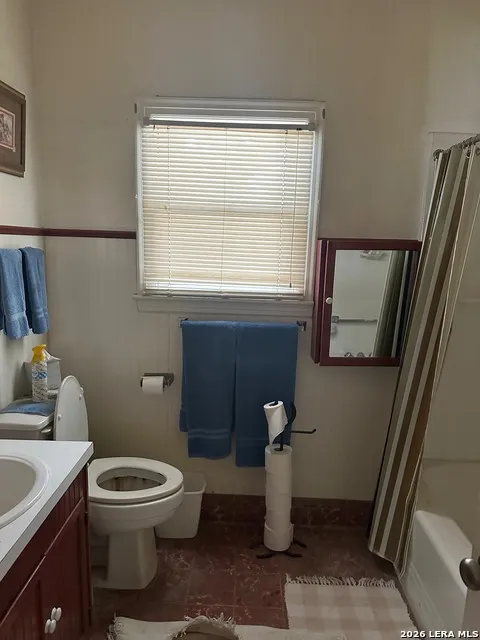844 Laurel Uvalde, TX 78801